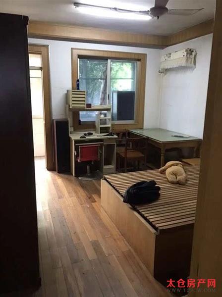 向阳小区两室两厅精装