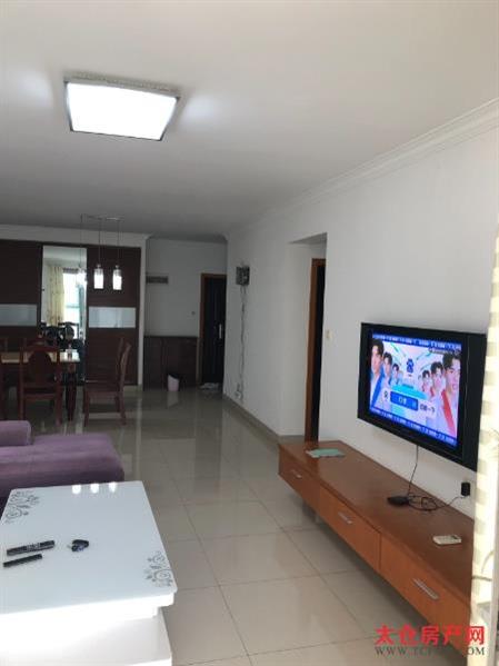 好房源不要错过，中谷大酒店旁，紧邻市民公园、五洋广场