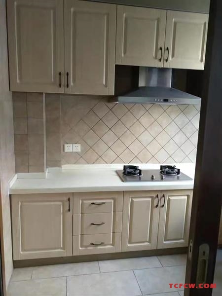 华侨花园3楼毛坯好房3房/2厅/2卫朝南119平米268万