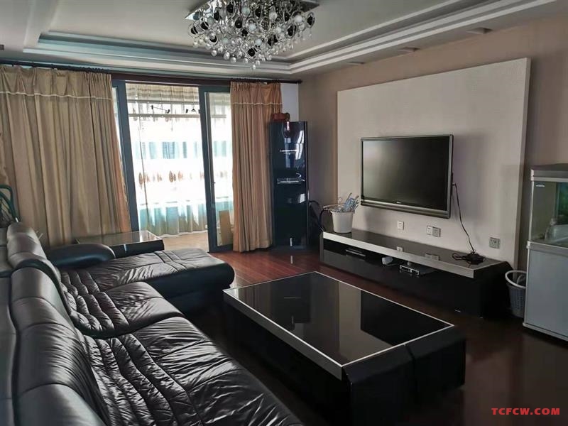 南洋丽都27楼精装好房2房/2厅/2卫朝南142平米298万