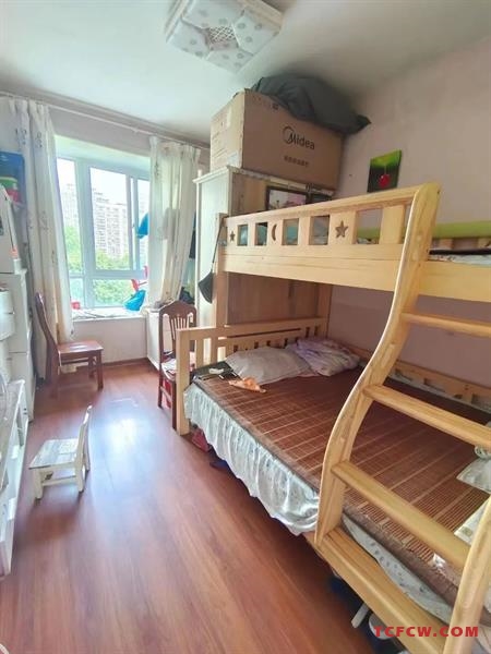 上海花园一期2精装好房2房/2厅/1卫朝南103平米155万
