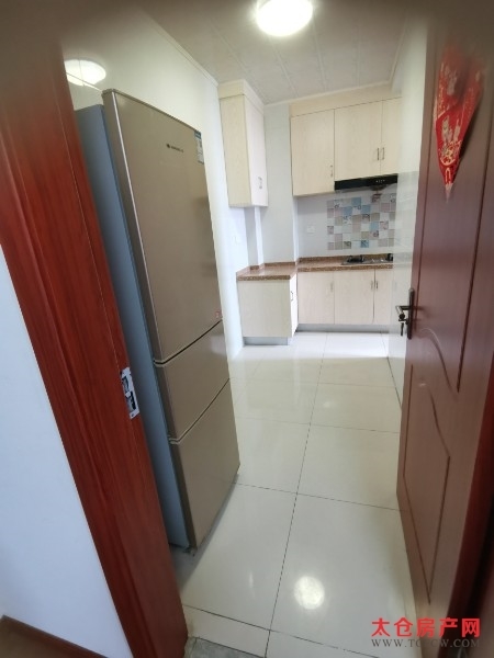 横沥佳苑16楼精装好房2房/1厅/1卫朝南75平米2400元/月