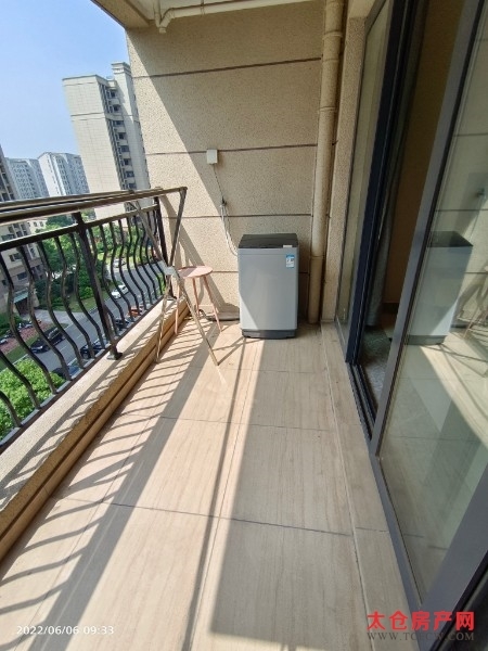 碧桂园珑庭三室两厅两卫精装修2200