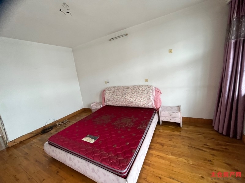 北院新村4楼简装好房3房/2厅/1卫朝南85平米65万