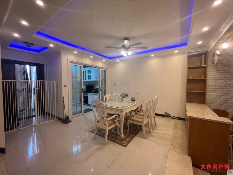 盛洋城市花园1楼毛坯别墅多房/2厅/4卫朝南329平米330万