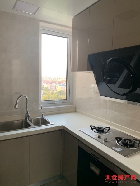 碧桂园珑悦天镜8楼精装好房3房/2厅/2卫朝南96.25平米150万