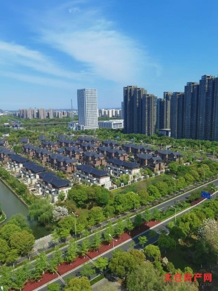 景瑞望府精装好房3房/2厅/1卫朝南89平米208万