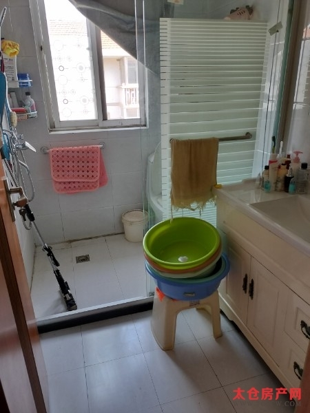 桃园新村精装好房2房/1厅/1卫朝南72平米105万