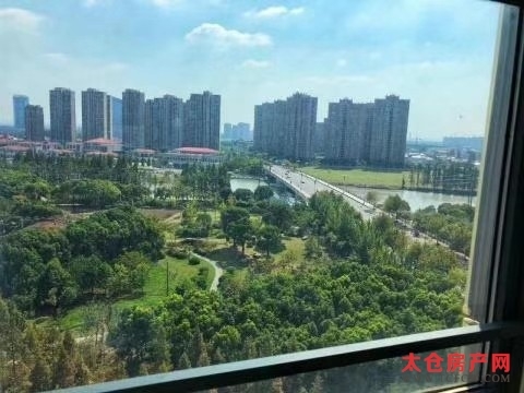 里外滩公寓精装好房2房/2厅/2卫朝南60平米95万