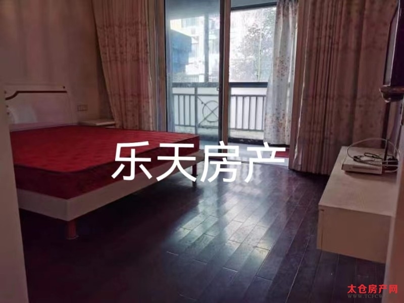 塞纳丽舍精装好房3房/2厅/1卫朝南107平米2700元/月