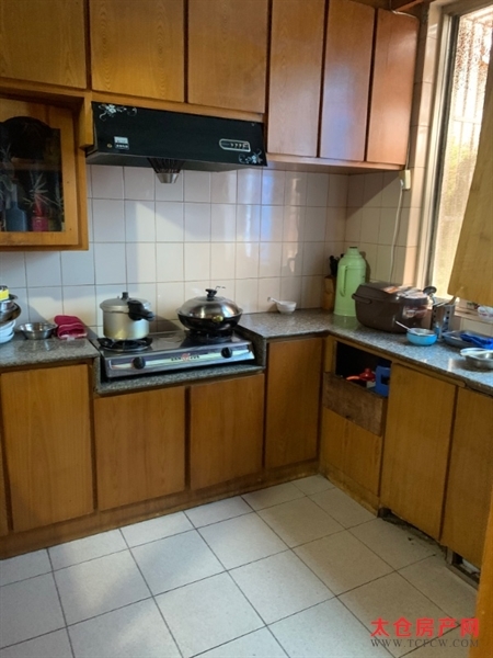 太平南路9号简装好房3房/1厅/1卫朝南94平米158万