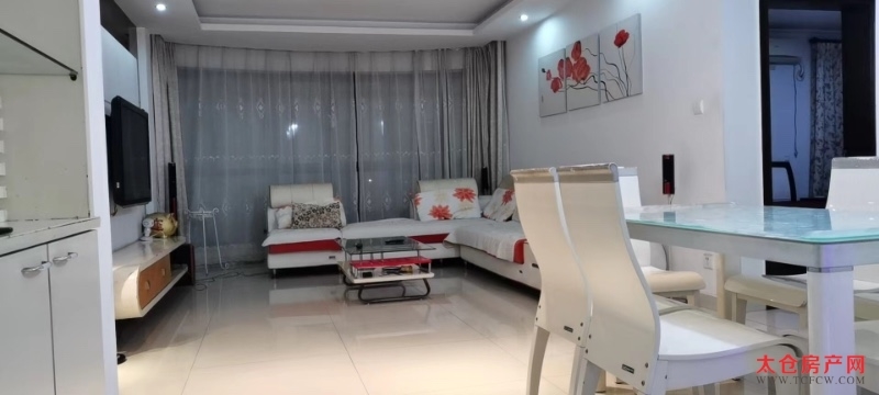 大庆锦绣新城2精装好房3房/2厅/1卫朝南120平米2500元/月