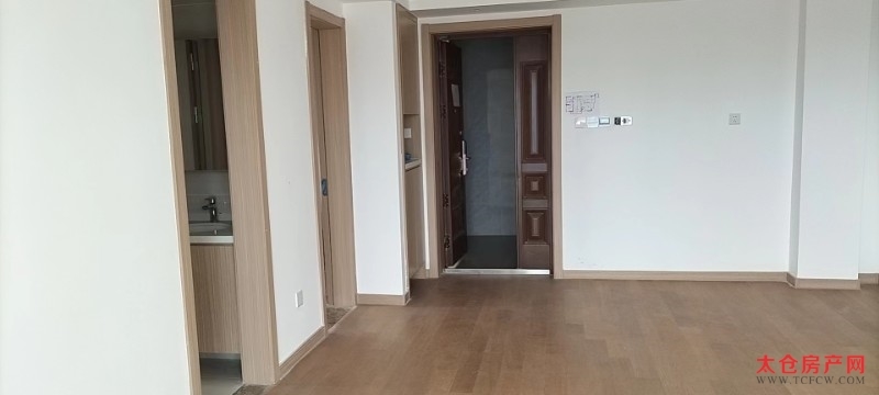 佳源都市精装好房3房/2厅/2卫朝南99平米175万