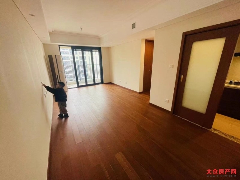 积水住宅小区精装好房3房/2厅/1卫朝南99平米285万