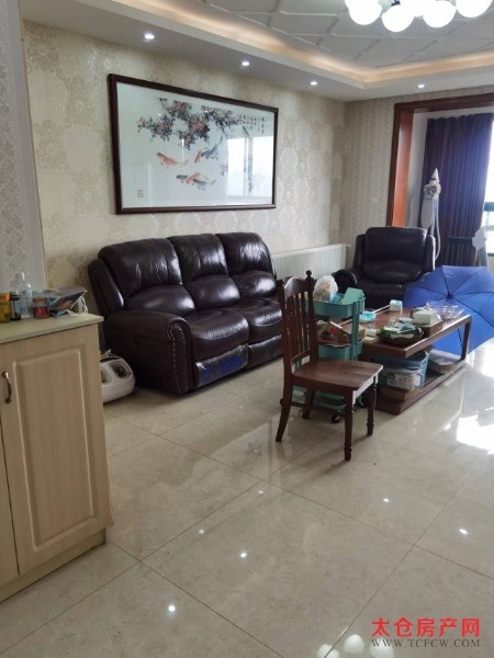 高尔夫湖滨花苑豪装好房3房/2厅/2卫朝南192平米320万