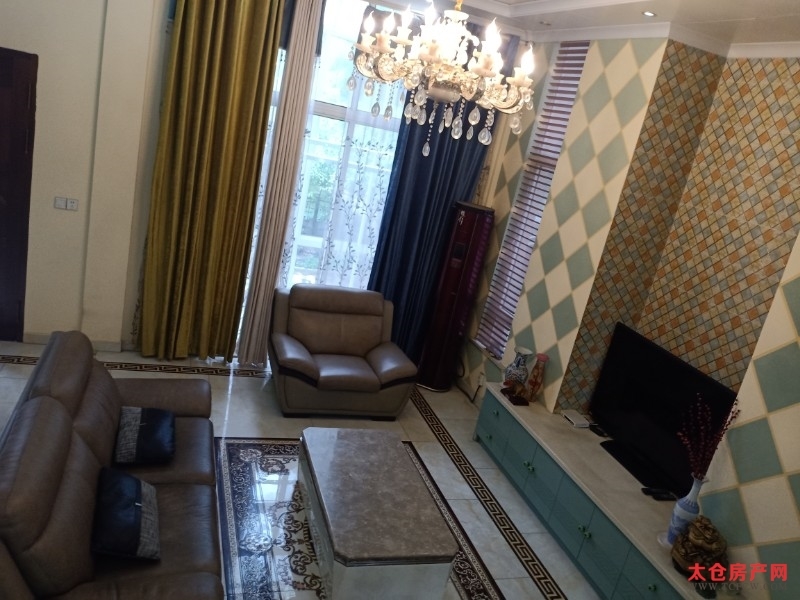 海华景苑精装好房5房/2厅/4卫朝南340平米800万