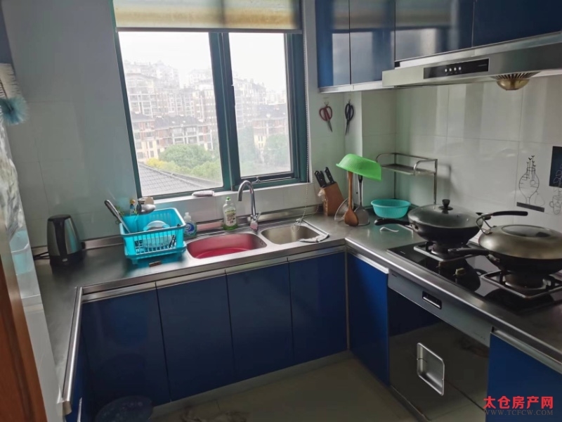 君悦豪庭精装好房3房/2厅/2卫朝南149平米193万