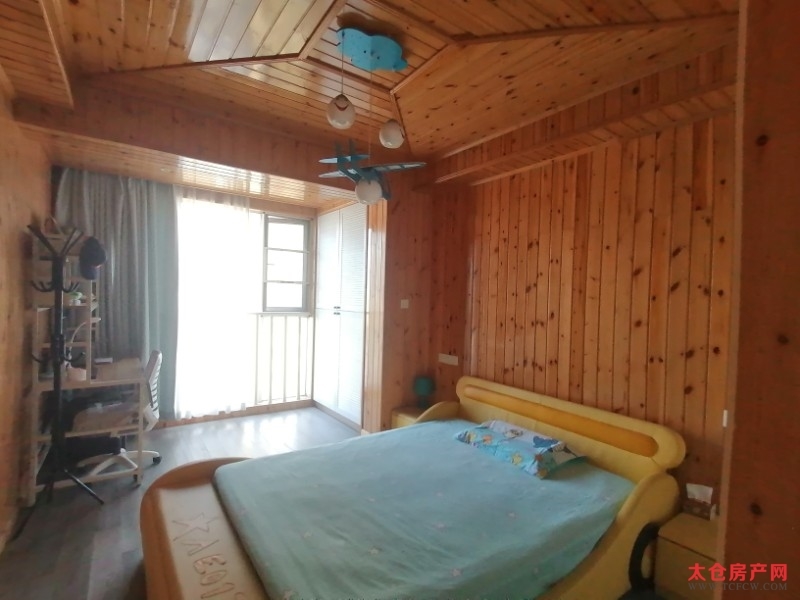 盛世壹品豪装好房3房/2厅/2卫朝南143平米310万