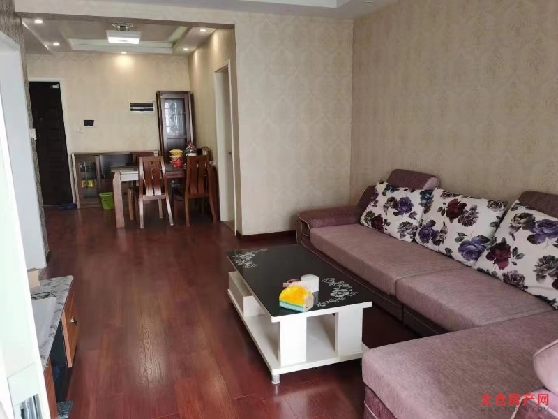 万达广场精装好房2房/1厅/1卫朝南87平米3000元/月