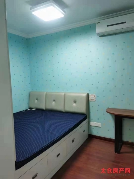 万达广场精装好房2房/2厅/1卫朝南87平米3000元/月