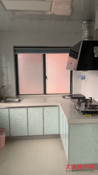 华源上海城精装好房1房/1厅/1卫朝南50平米1700元/月