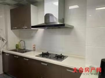 盛世壹品简装好房3房/2厅/2卫朝南143平米338万