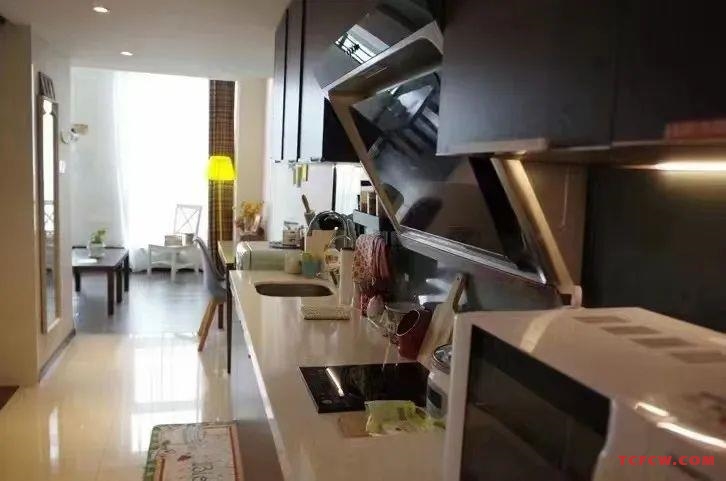 花样年幸福万象精装公寓1房/1厅/1卫朝南58平米2500元/月