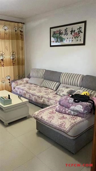 出售紫薇苑126平3房2厅2卫装修全配128万可谈，客厅南北通透