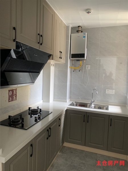 盛园小区精装好房1房/2厅/1卫朝南62平米1600元/月