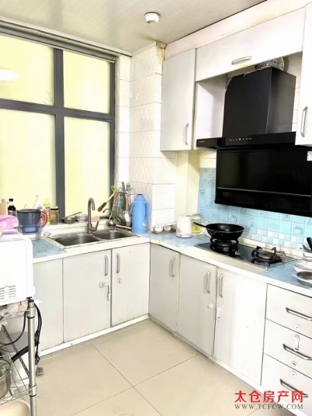 万鸿城市华庭精装好房2房/1厅/1卫朝南87平米99万