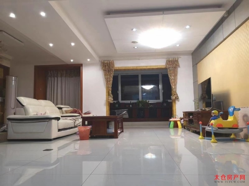 惠阳二村精装好房3房/2厅/1卫朝南125平米2600元/月