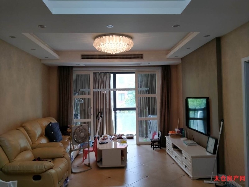 滨江名都豪装好房3房/2厅/2卫朝南125平米140万