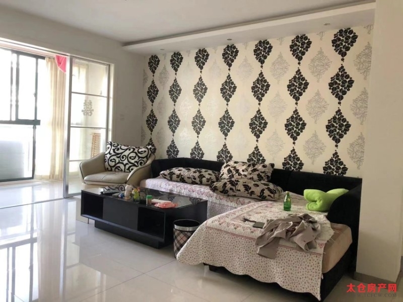 华源上海城，精装，3/2/2，127平，3000元/月