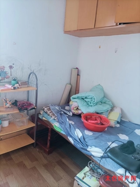 福安新村简装好房3房/1厅/1卫朝南86平米1800元/月