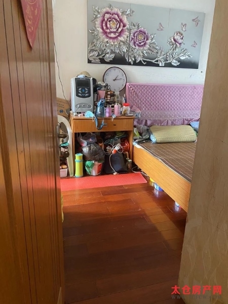 绿地城二期简装好房3房/2厅/1卫朝南100平米185万