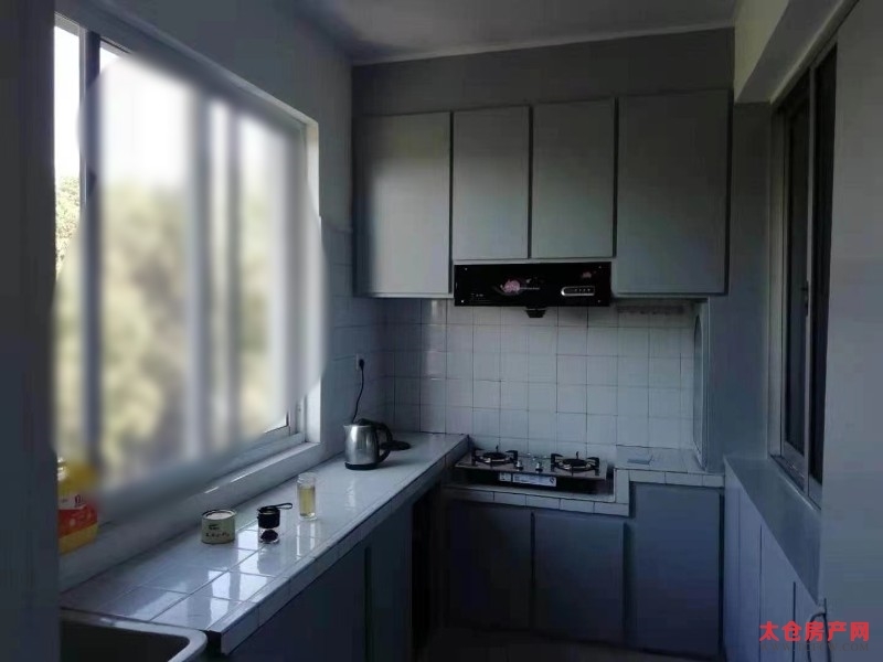 南郊街上精装好房3房/2厅/1卫朝南86平米1900元/月