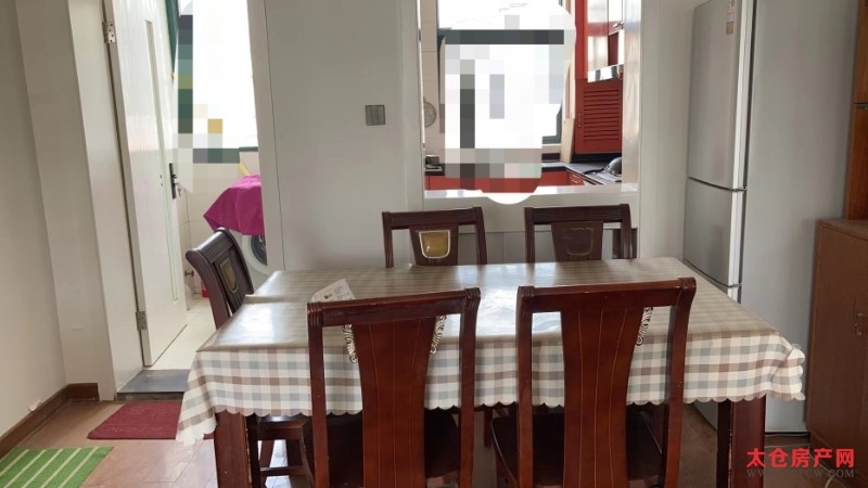 华源上海城，精装，3/2/2，127平，2500元/月