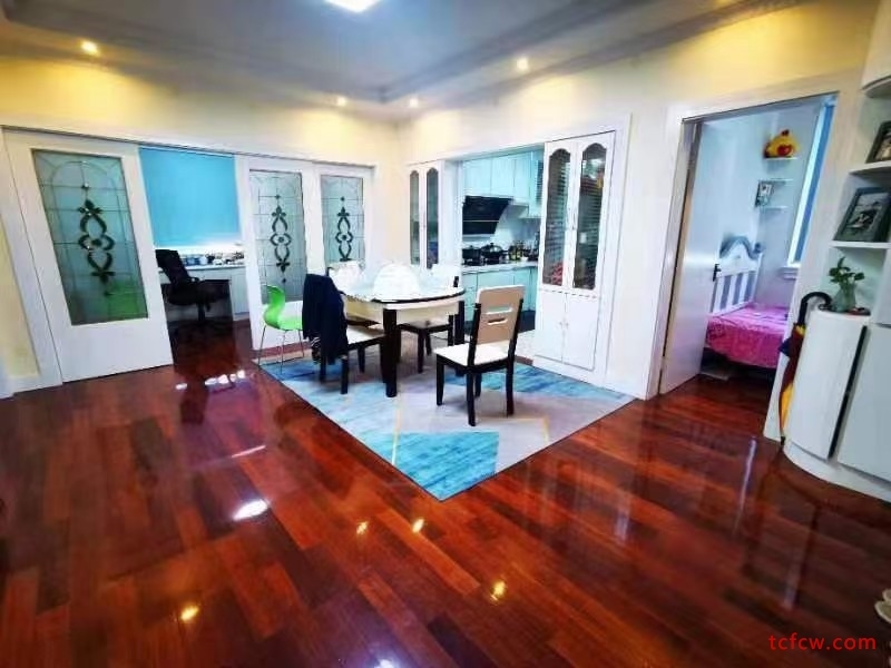 果园一村精装好房4房/2厅/2卫朝南133平米160万