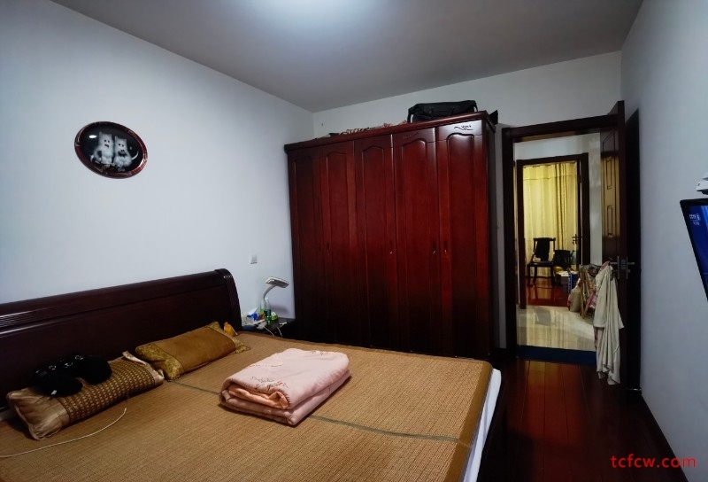 出售紫薇苑复试150平精装全配4房2厅2卫送超级大的阳光房