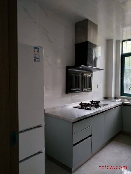 利民花园一期精装好房3房/2厅/2卫朝南113平米2800元/月