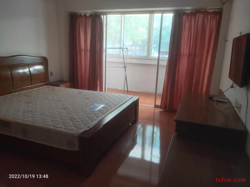 马家地园精装修1房1厅1厨1卫带天然气独门独户1600