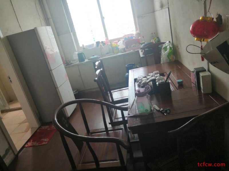 康乐苑简装好房2房/2厅/1卫朝南79平米1600元/月