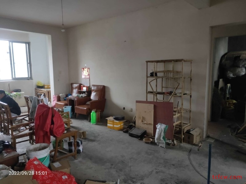 新华花园毛坯好房2房/2厅/1卫朝南106平米50万