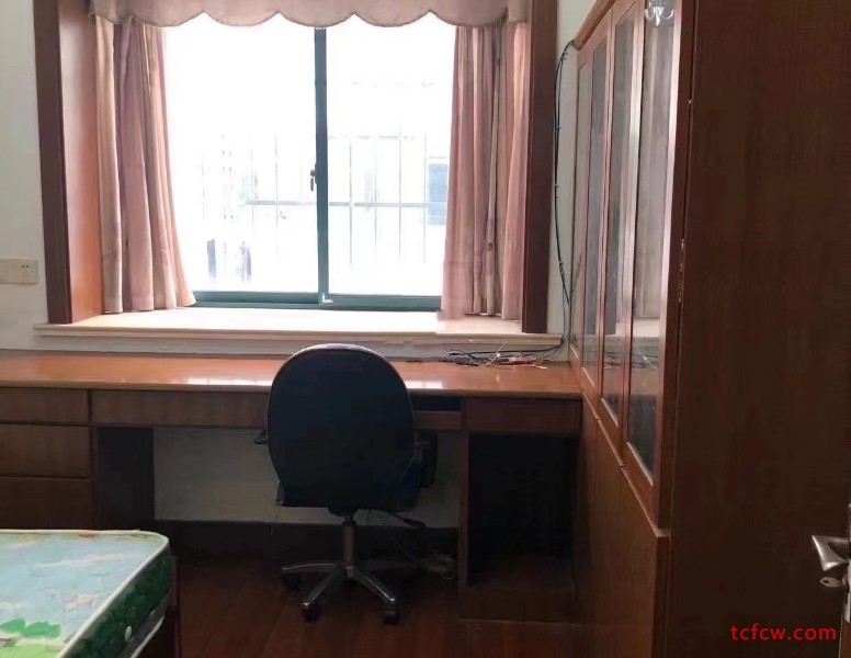 洋沙二村，精装，3/2/1，2300元/月