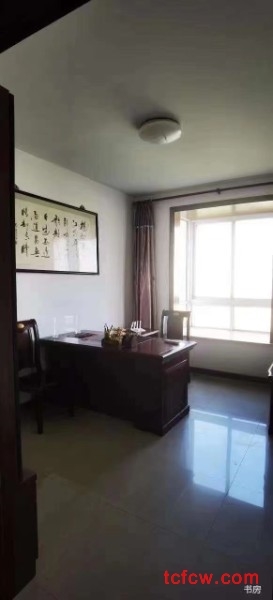 上海花园，精装，3房/2厅/2卫，140平，2700元/月