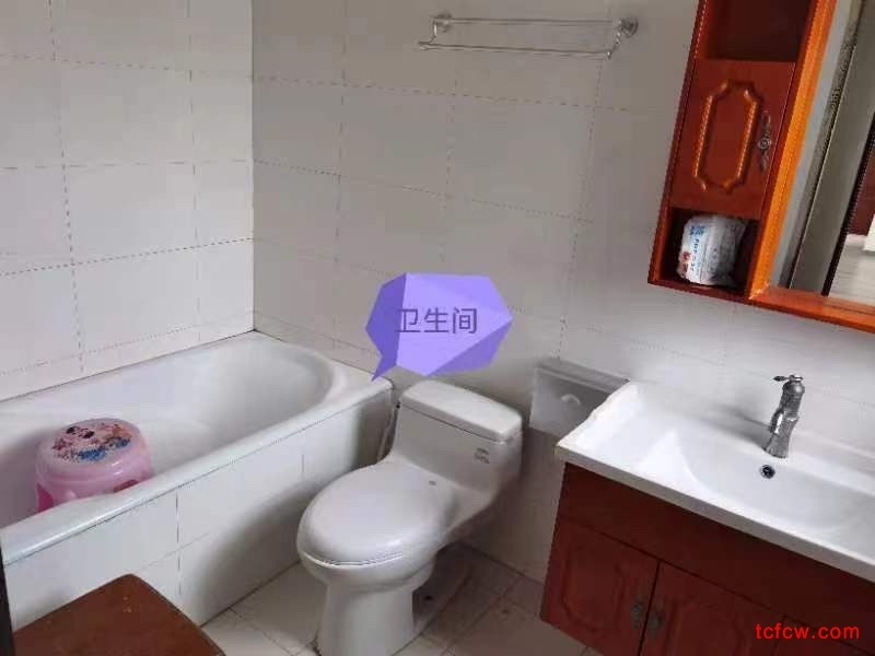 陆渡景湖小区简装好房2房/2厅/1卫朝南90平米1800元/月