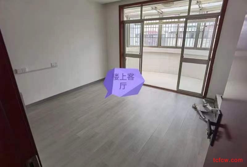 陆渡景湖小区简装好房2房/2厅/1卫朝南90平米1800元/月