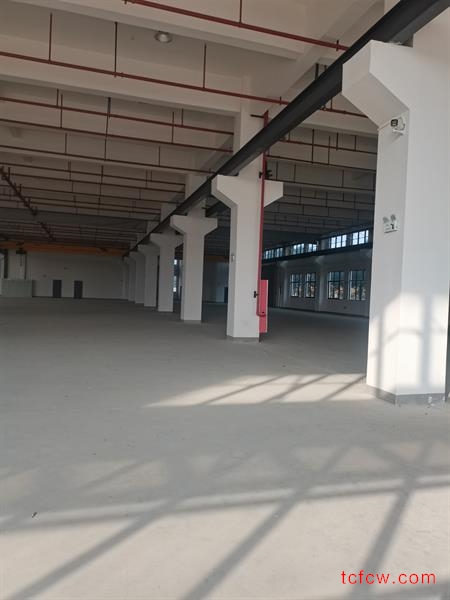 南郊厂房出租毛坯好房1房/1厅/1卫朝南13500平米300000元/月