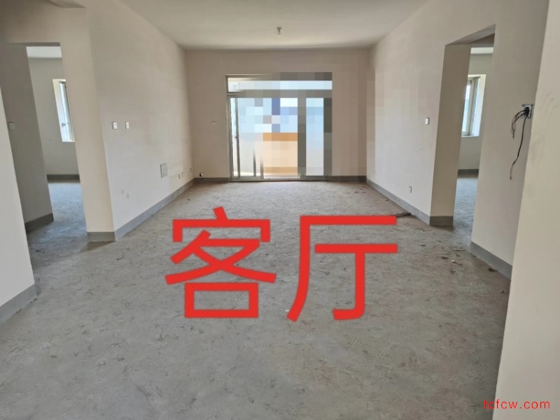 东方花园二期毛坯好房3房/2厅/1卫朝南137平米150万