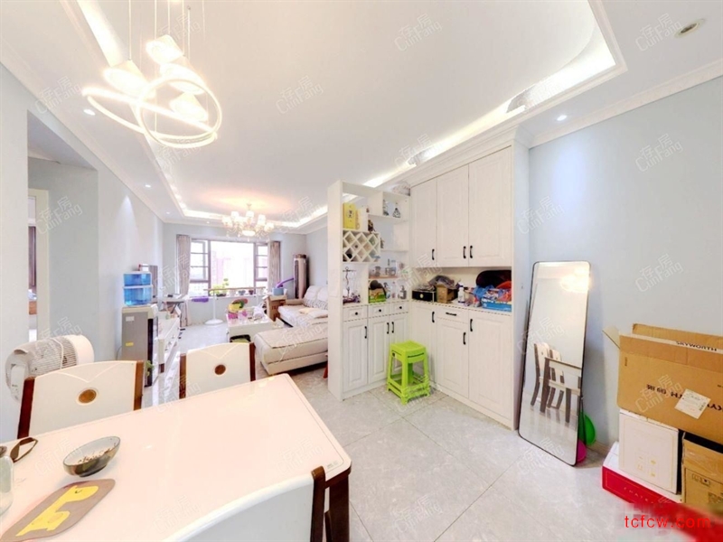 陆渡精装三房好楼层急售近商业交通配套成熟交通便利